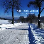 - Ceske Stredohori Appartement Oparno