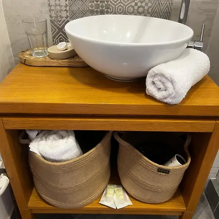 - Ceske Stredohori Apartment Oparno